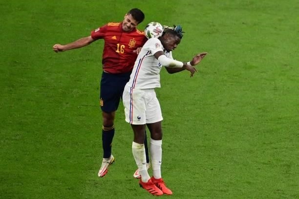 Spain's midfielder Rodri vies with France's midfielder Paul Pogba during the Nations League final football match between Spain and France at San Siro...