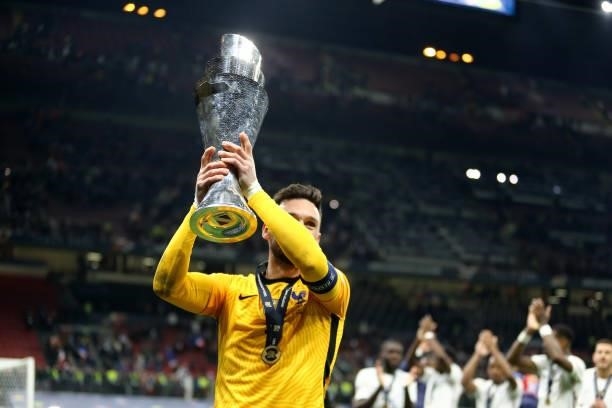 Hugo Lloris of France celebrate after winning the UEFA Nations League Final match between the Spain and France at San Siro Stadium on October 10,...