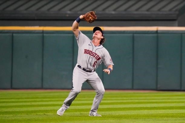 Jake Meyers of the Houston Astros catches a fly ball in the first inning during Game 3 of the ALDS between the Houston Astros and the Chicago White...