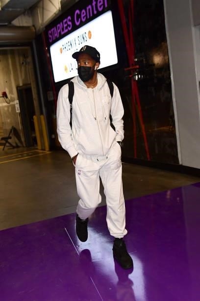 Chasson Randle of the Phoenix Suns arrives before the preseason game against the Los Angeles Lakers on October 10, 2021 at STAPLES Center in Los...