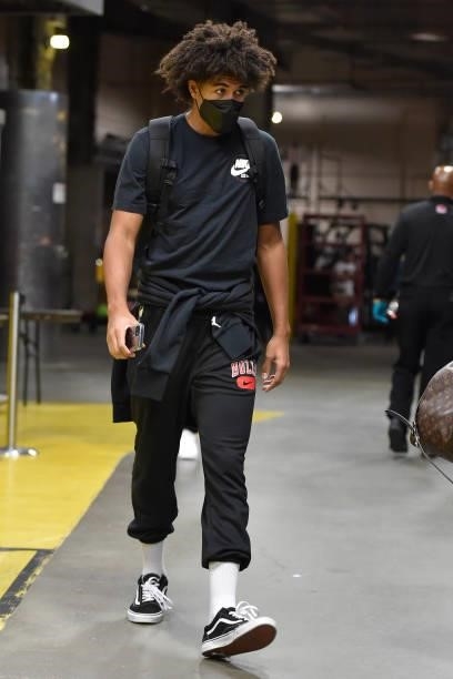 Ethan Thompson of the Chicago Bulls arrives to the arena prior to a preseason game against the Cleveland Cavaliers on October 10, 2021 at Rocket...