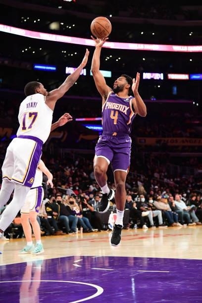 Chasson Randle of the Phoenix Suns shoots the ball during a preseason game against the Los Angeles Lakers on October 10, 2021 at STAPLES Center in...