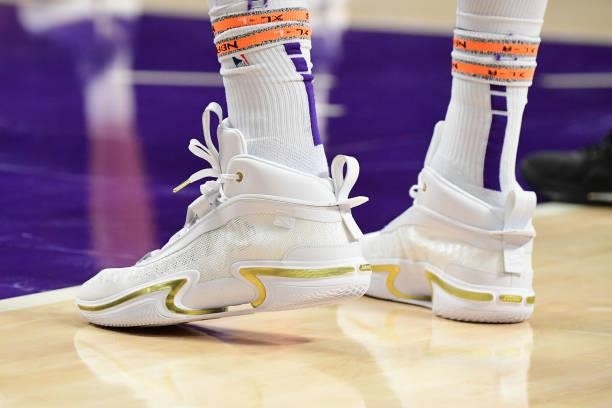 The sneakers Carmelo Anthony of the Los Angeles Lakers during a preseason game against the Phoenix Suns on October 10, 2021 at STAPLES Center in Los...