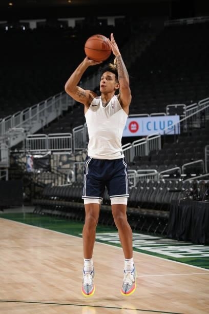 Tre Mann of the Oklahoma City Thunder warms up before the game against the Milwaukee Bucks during a preseason game on October 10, 2021 at the Fiserv...