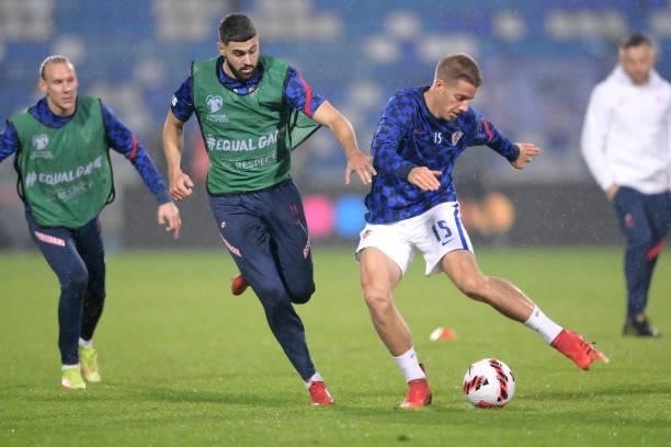 Mario Pasalic of Croatiawarmup prior the 2022 FIFA World Cup Group H Qualifier match between Croatia and Slovakia at Gradski Vrt Stadium on October...
