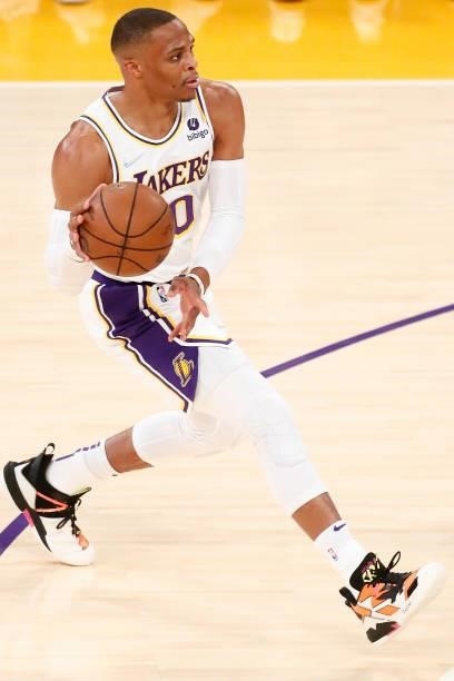 Russell Westbrook of the Los Angeles Lakers drives to the basket during a preseason game against the Phoenix Suns on October 10, 2021 at STAPLES...