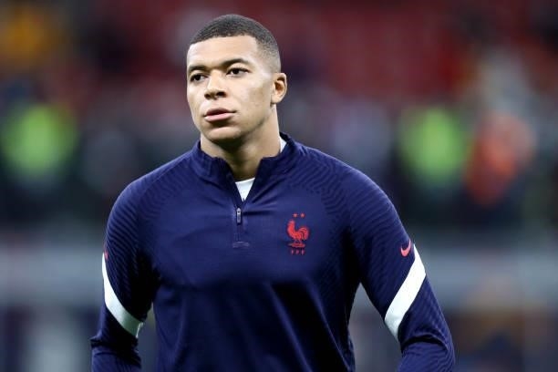 Kylian Mbappe of France warm up prior to the UEFA Nations League Final match between the Spain and France at San Siro Stadium on October 10, 2021 in...