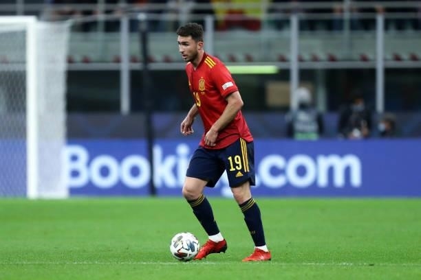 Aymeric Laporte of Spain controls the ball during the UEFA Nations League Final match between the Spain and France at San Siro Stadium on October 10,...