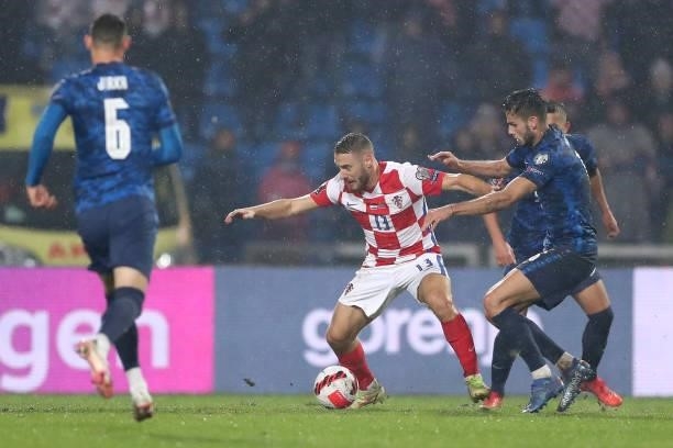 Nikola Vlasic of Croatia in action during the 2022 FIFA World Cup Group H Qualifier match between Croatia and Slovakia at Gradski Vrt Stadium on...