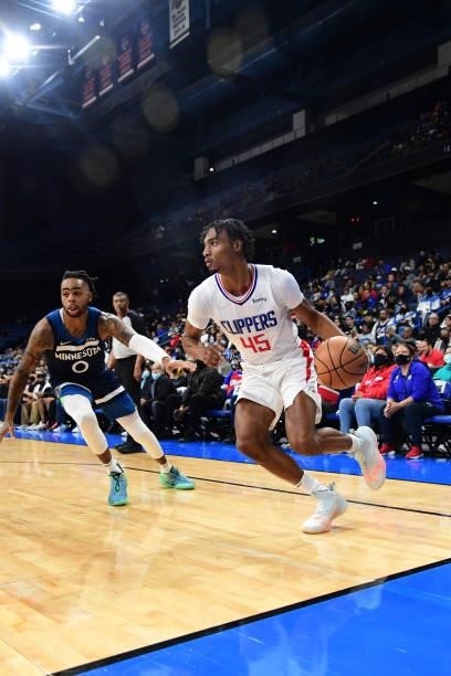 Keon Johnson of the LA Clippers drives to the basket during a preseason game against the Minnesota Timberwolves on October 11, 2021 at Toyota Arena...