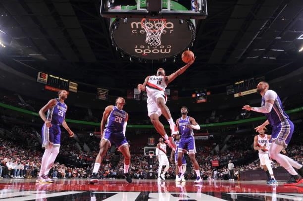 Dennis Smith Jr. #10 of the Portland Trail Blazers shoots the ball during a preseason game against the Sacramento Kings on October 11, 2021 at the...