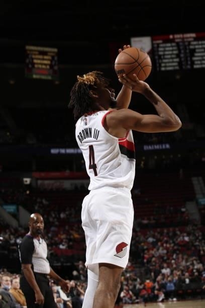 Greg Brown III of the Portland Trail Blazers shoots the ball against the Sacramento Kings during a preseason game on October 11, 2021 at the Moda...