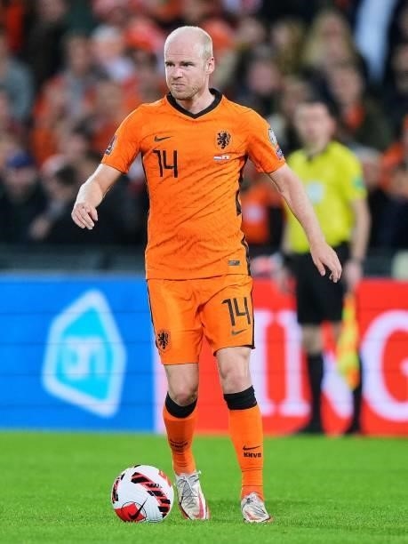 Davy Klaassen of Holland detached at the ball during the World Cup qualifier match between the Netherlands and Gibraltar at Feyenoord Stadium de Kuip...