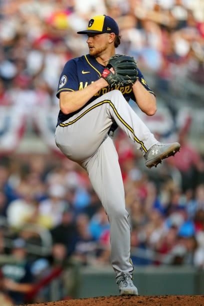 Eric Lauer of the Milwaukee Brewers pitches in the bottom of the first inning during Game 4 of the NLDS between the Milwaukee Brewers and the Atlanta...