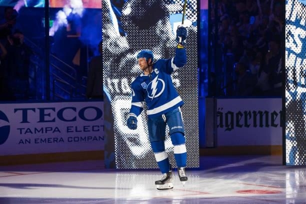 Steven Stamkos of the Tampa Bay Lightning is introduced before the game against the Pittsburgh Penguins at Amalie Arena on October 12, 2021 in Tampa,...