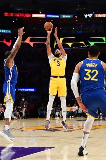 Anthony Davis of the Los Angeles Lakers shoots the ball during a preseason game against the Golden State Warriors on October 12, 2021 at STAPLES...