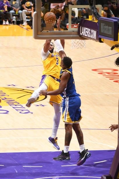Anthony Davis of the Los Angeles Lakers shoots the ball during a preseason game against the Golden State Warriors on October 12, 2021 at STAPLES...
