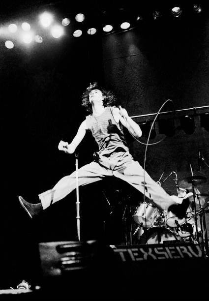 Bob Geldof of The Boomtown Rats performs on stage in London, England, in 1979.