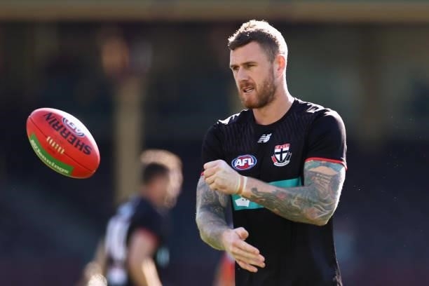 Tim Membrey of the Saints warms up during the round 12 AFL match between the St Kilda Saints and the Sydney Swans at Sydney Cricket Ground on June...