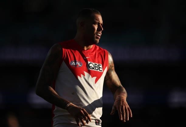 Lance Franklin of the Swans looks on during the round 12 AFL match between the St Kilda Saints and the Sydney Swans at Sydney Cricket Ground on June...