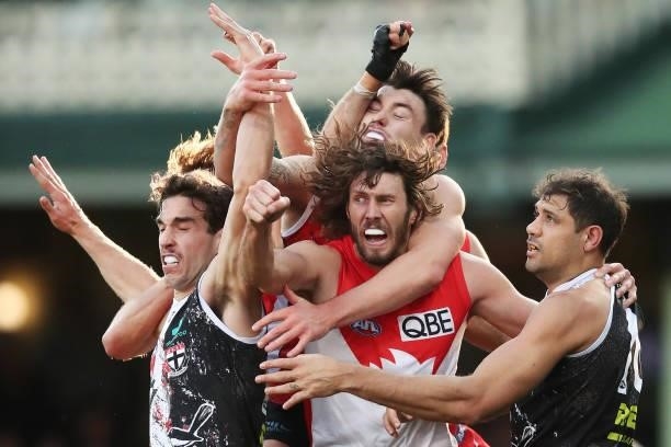 Tom Hickey of the Swans contests the ball during the round 12 AFL match between the St Kilda Saints and the Sydney Swans at Sydney Cricket Ground on...