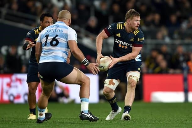 James Lentjes of the Highlanders passes the ball during the round four Super Rugby Trans-Tasman match between the Highlanders and the NSW Waratahs at...