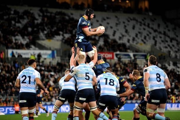 Bryn Evans of the Highlanders secures the ball from a lineout during the round four Super Rugby Trans-Tasman match between the Highlanders and the...