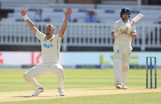 Neil Wagner of New Zealand appeals unsuccessfully for lbw against Rory Burns of England during Day 4 of the First LV= Insurance Test match between...