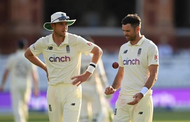 Stuart Broad and James Anderson of England talk during Day 4 of the First LV= Insurance Test match between England and New Zealand at Lord's Cricket...
