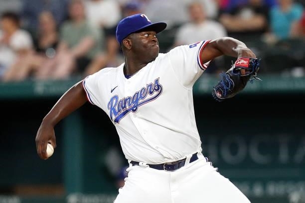 Demarcus Evans of the Texas Rangers pitches in the top of the sixth inning against the Tampa Bay Rays at Globe Life Field on June 05, 2021 in...
