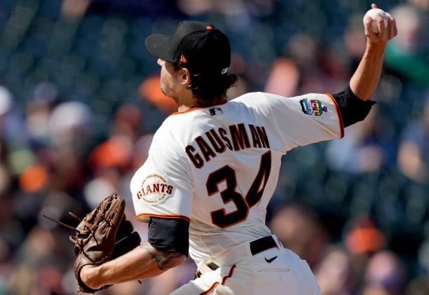 Kevin Gausman of the San Francisco Giants pitches against the Chicago Cubs during the top of the first inning at Oracle Park on June 05, 2021 in San...