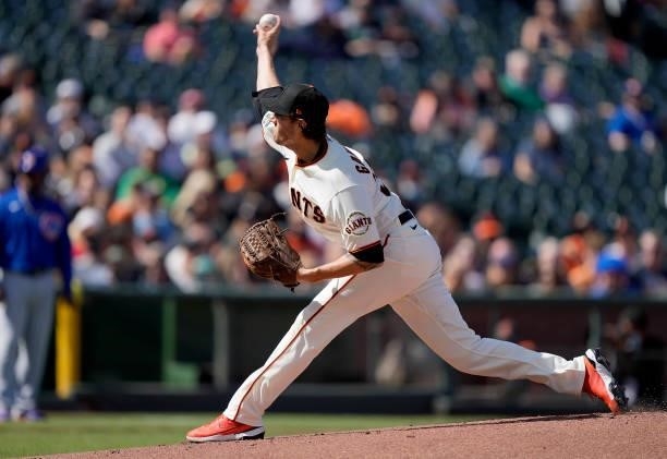Kevin Gausman of the San Francisco Giants pitches against the Chicago Cubs during the top of the first inning at Oracle Park on June 05, 2021 in San...