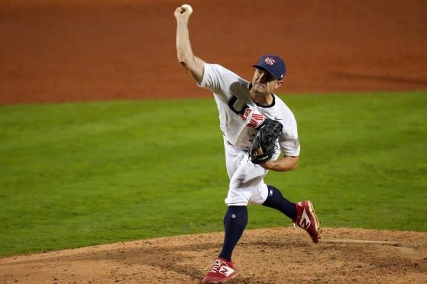 David Robertson of United States delivers a pitch in the ninth inning against Venezuela during the WBSC Baseball Americas Qualifier Super Round at...