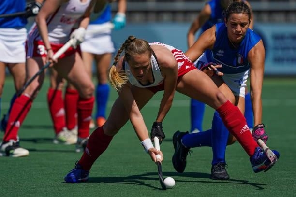 Erica Sanders of England during the Euro Hockey Championships match between England and Italy at Wagener Stadion on June 6, 2021 in Amstelveen,...