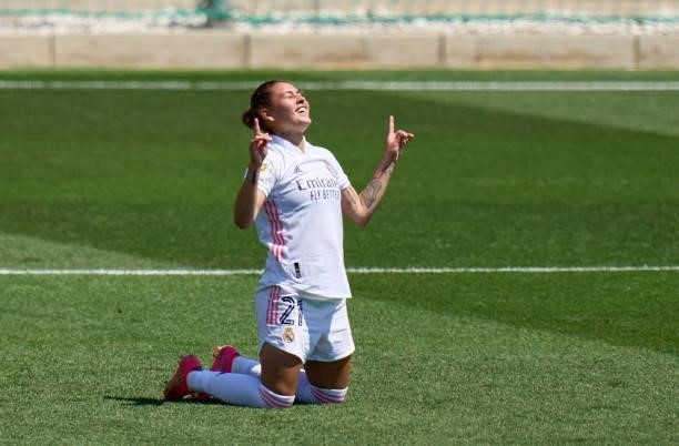 Jessica Martinez of Real Madrid celebrates after scoring their side's third goal during the Primera Iberdrola match between Real Madrid and Real...