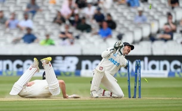 Watling of New Zealand attempts to run out Dom Sibley of England during Day 5 of the First LV= Insurance Test Match between England and New Zealand...