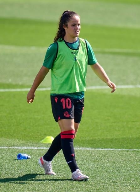 Nerea Eizagirre of Real Sociedad warms up prior to the Primera Iberdrola match between Real Madrid and Real Sociedad at Ciudad Real Madrid on June...