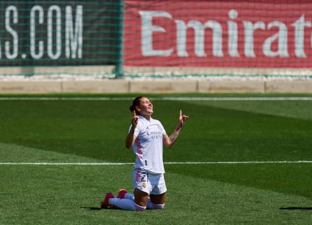 Jessica Martinez of Real Madrid celebrates after scoring their side's third goal during the Primera Iberdrola match between Real Madrid and Real...