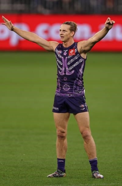Nat Fyfe of the Dockers stands the mark during the round 12 AFL match between the Fremantle Dockers and the Western Bulldogs at Optus Stadium on June...