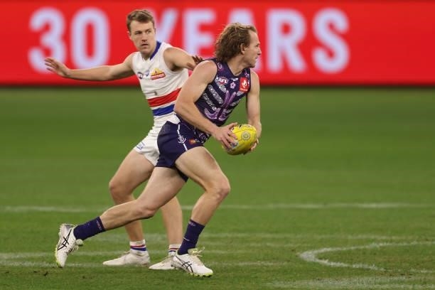 David Mundy of the Dockers in action during the round 12 AFL match between the Fremantle Dockers and the Western Bulldogs at Optus Stadium on June...