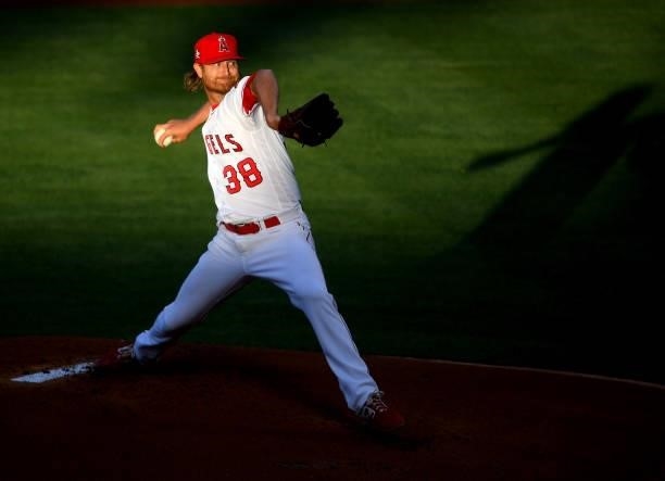 Alex Cobb of the Los Angeles Angels pitches in the game against the Seattle Mariners at Angel Stadium of Anaheim on June 5, 2021 in Anaheim,...