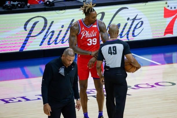 Dwight Howard of the Philadelphia 76ers speaks with referee Tom Washington during the second quarter during Game One of the Eastern Conference second...