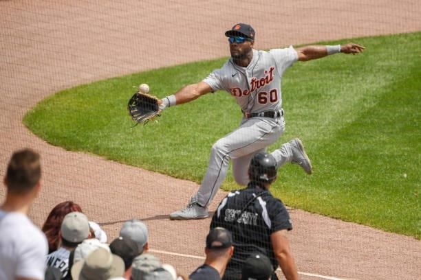 Akil Baddoo of the Detroit Tigers attempts to catch a fly ball in the second inning against the Detroit Tigers at Guaranteed Rate Field on June 06,...