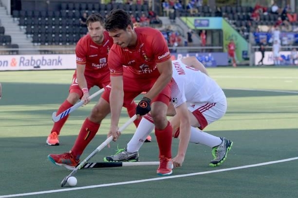 Alexander Hendrickx of Belgium, Harry Martin of England during the Euro Hockey Championships match between England and Belgium at Wagener Stadion on...