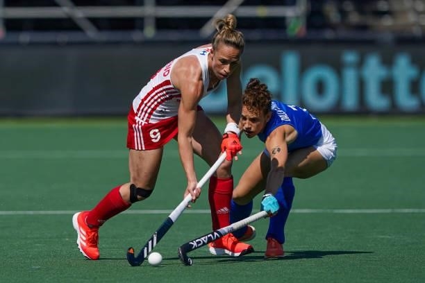 Susannah Townsend of England, Teresa Dalla Vittoria of Italy battle for possession during the Euro Hockey Championships match between England and...
