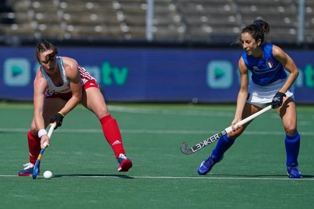 Grace Balsdon of England, Lara Oviedo of Italy during the Euro Hockey Championships match between England and Italy at Wagener Stadion on June 6,...