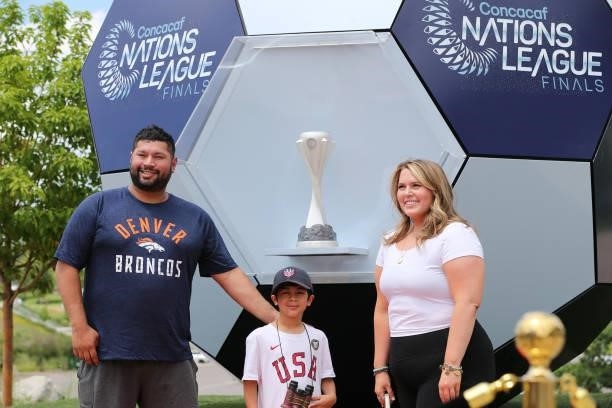 Fans take a picture with the Concacaf Nations League Trophy being displayed prior during the CONCACAF Nations League Championship third place match...