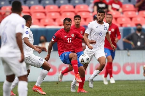 Randall Leal of Costa Rica controls the ball during the CONCACAF Nations League Championship third place match between Honduras and Costa Rica at...