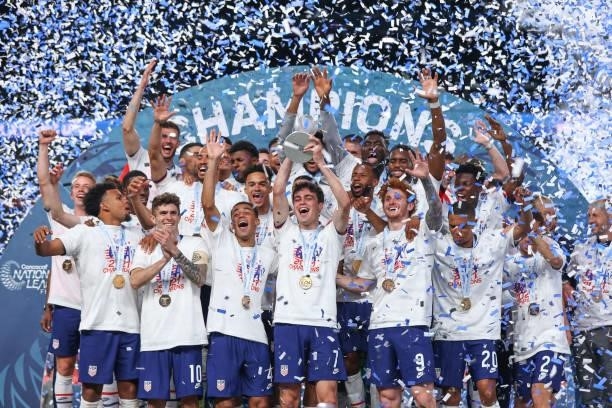 Giovanni Reyna of the United States celebrates with teammates after winning the CONCACAF Nations League Championship Final between United States and...