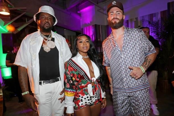 Conway, Reginae Carter, and Caleb Plant attend the exhibition boxing match between Floyd Mayweather and Logan Paul at Hard Rock Stadium on June 06,...